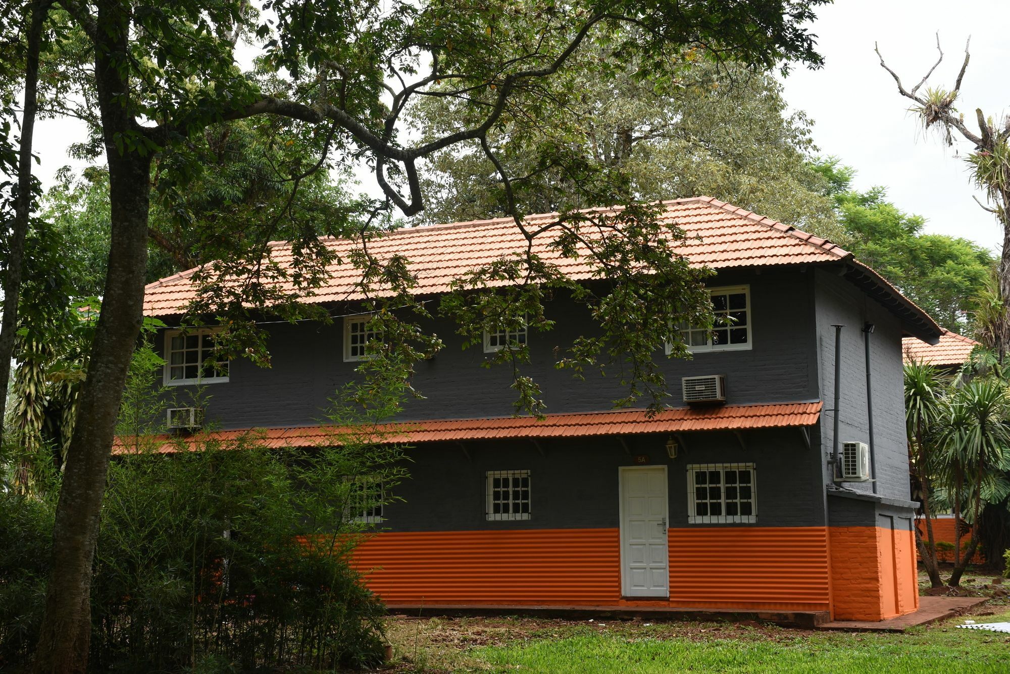 Tangoinn Club Iguazu Party Luxury Hostel Puerto Iguazú Exterior foto