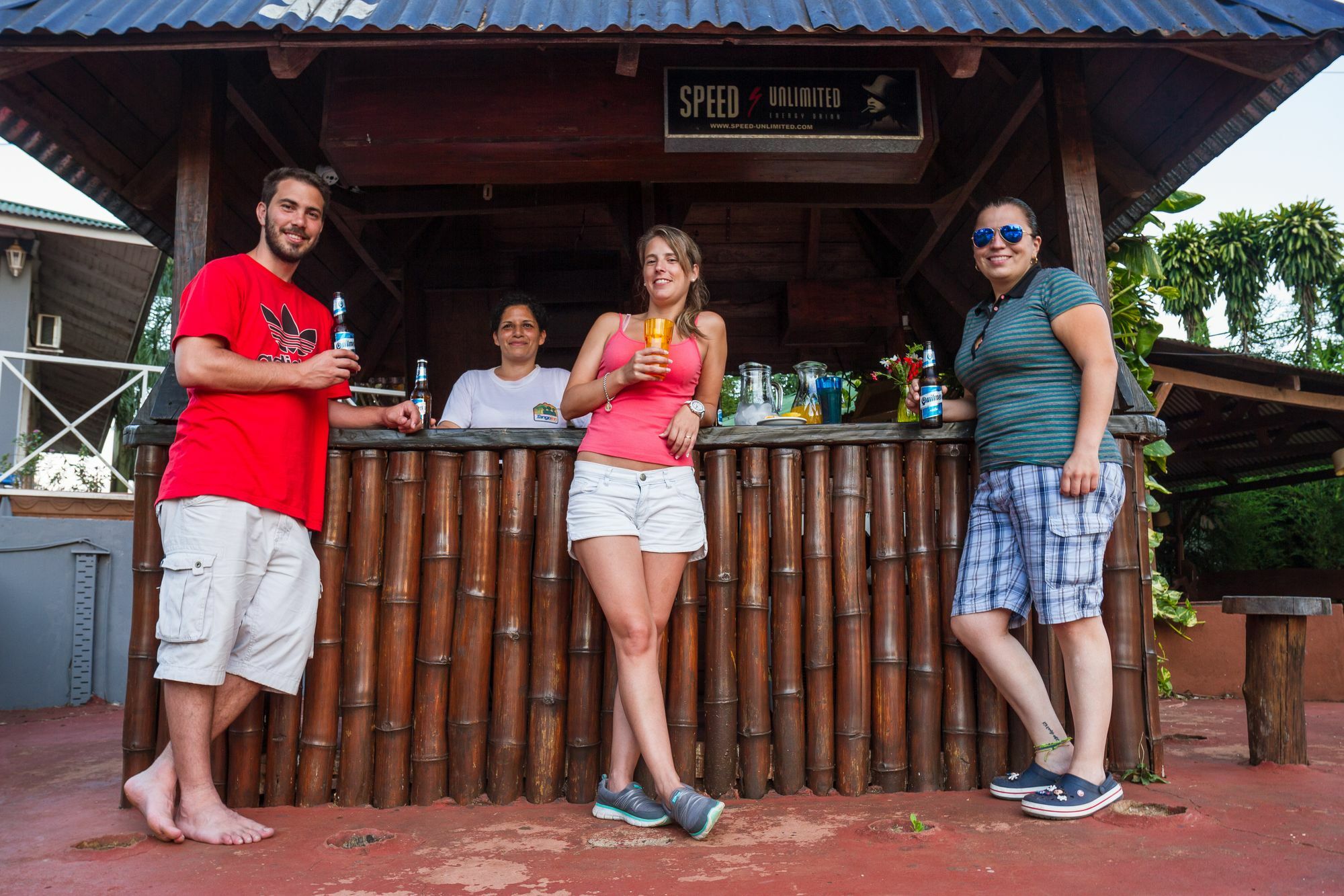 Tangoinn Club Iguazu Party Luxury Hostel Puerto Iguazú Exterior foto
